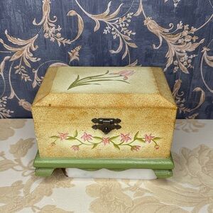Vintage Painted Wood Jewelry Box Trinket Box Chest with Pale Pink Flowers
